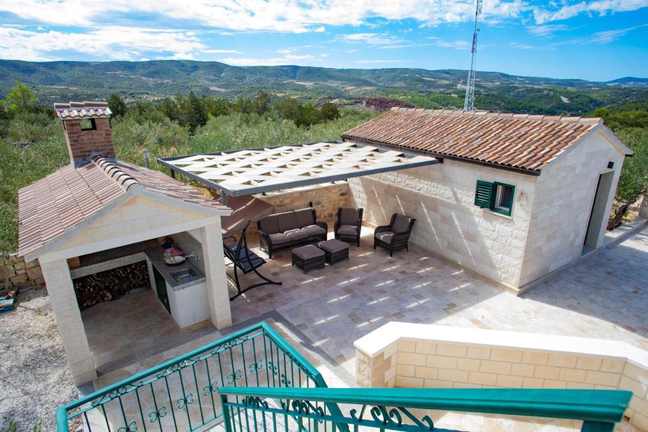 Opg Villa Meri Pucisca Buitenkant foto
